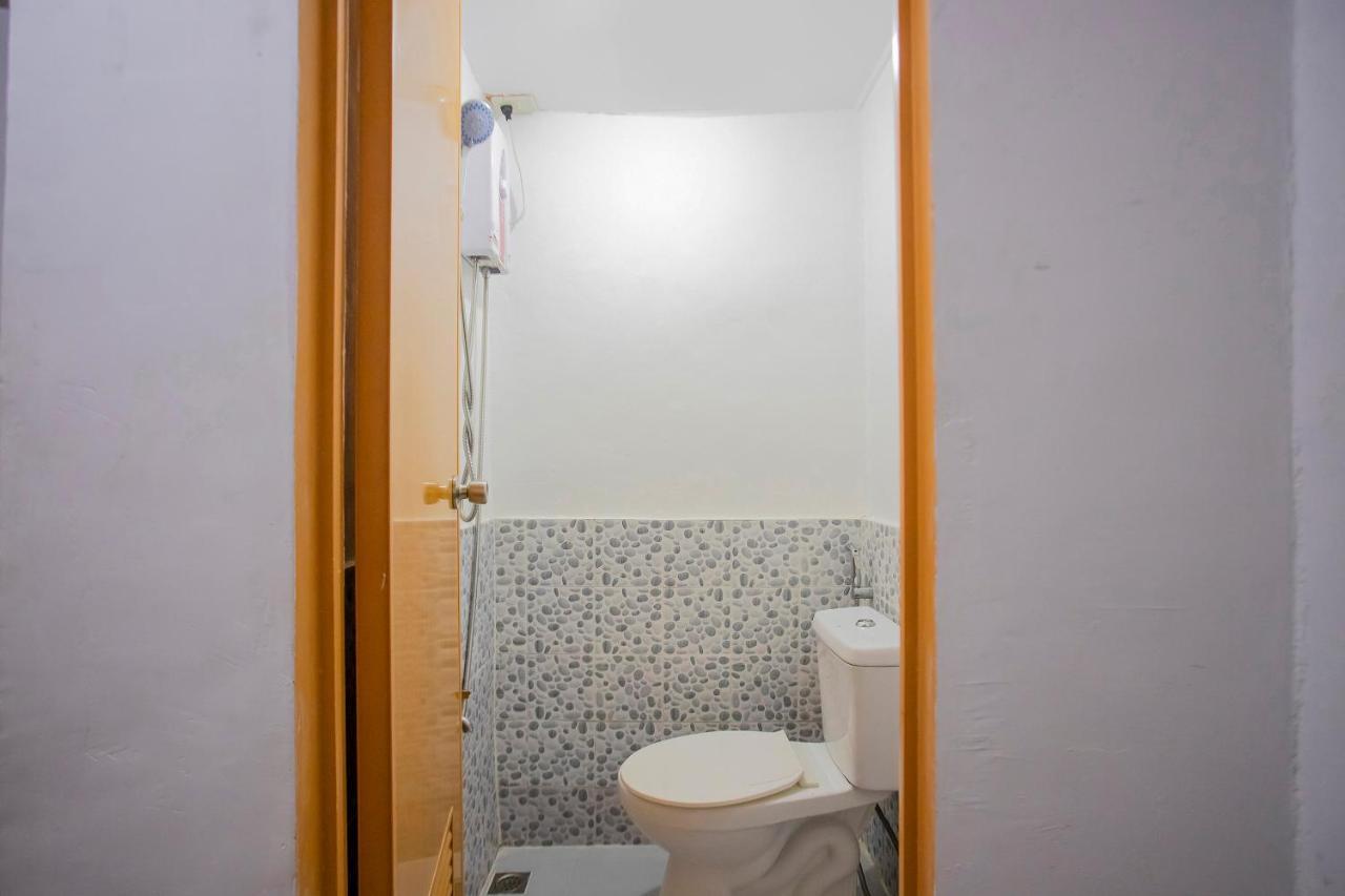 Mye Tourist Inn Paranaque City Екстер'єр фото